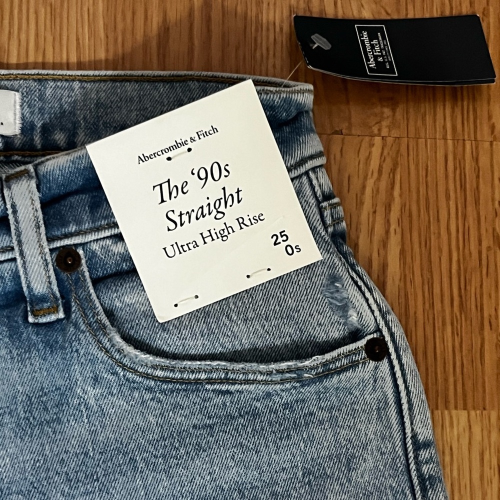 ABERCROMBIE & FITCH THE 90s STRAIGHT 25 0s